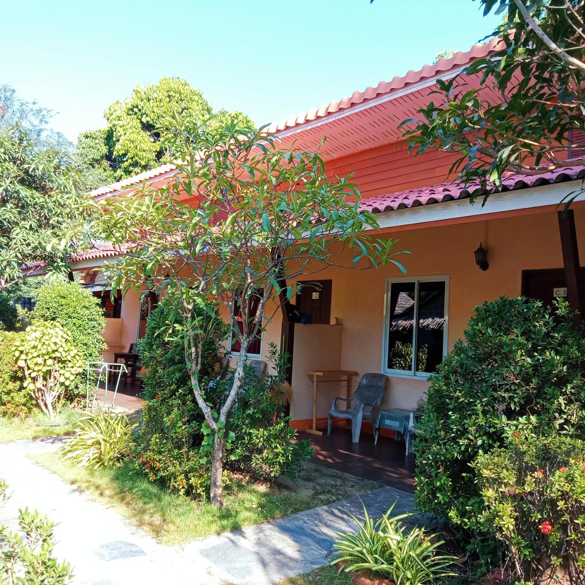 فندق New Andaman Bay Bungalow Ko Lanta الغرفة الصورة