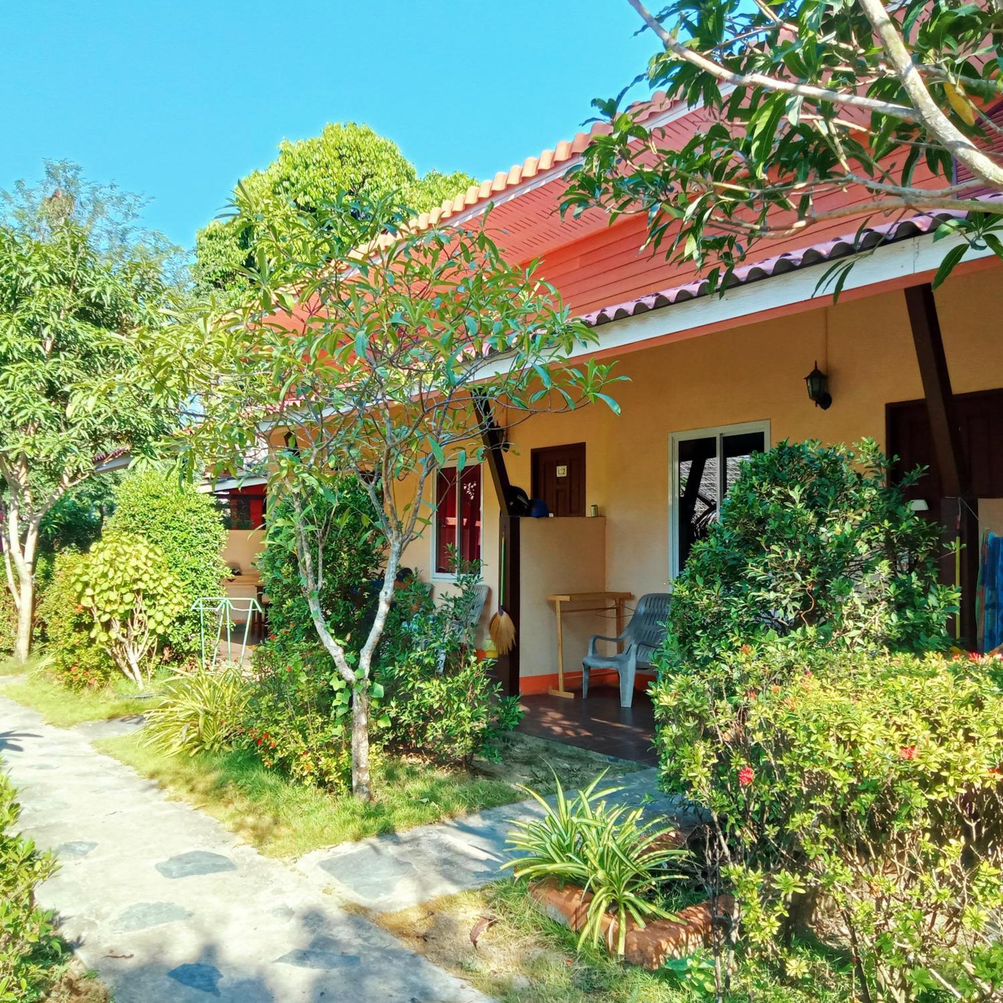 فندق New Andaman Bay Bungalow Ko Lanta الغرفة الصورة